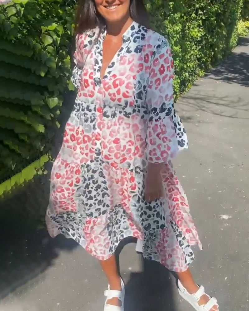 Robe décontractée à volants imprimés et col en V