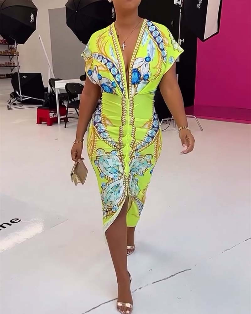 Robe imprimée à taille fendue en V profond