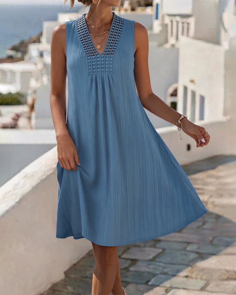 Robe Col En V Rayée Froncée Unie Sans Manches