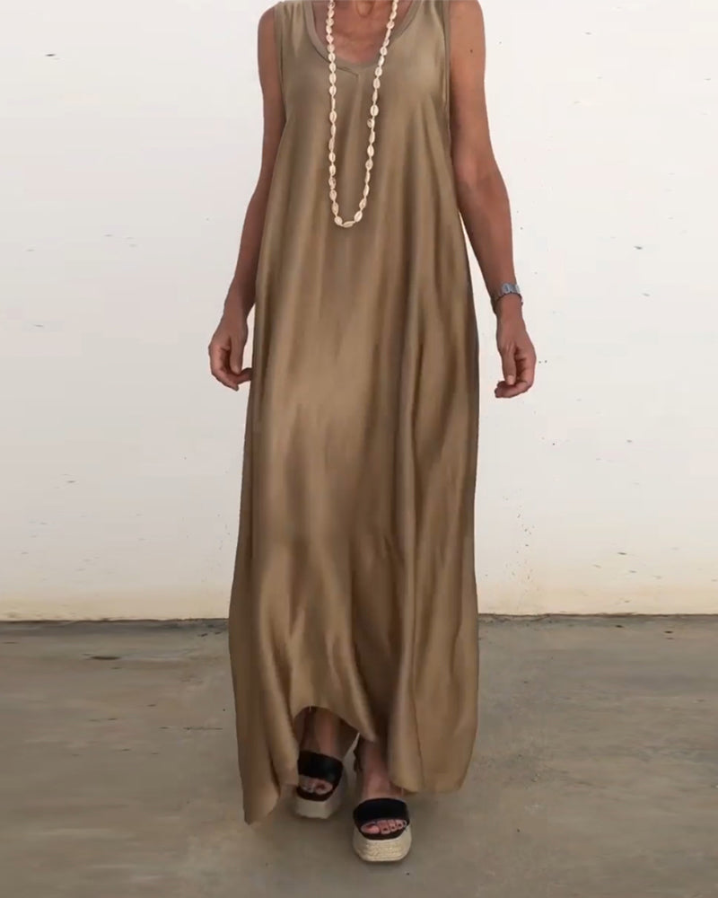 Robe longue sans manches à col rond