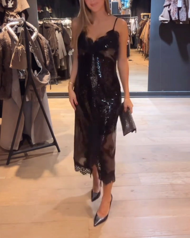 Robe De Soirée Sophistiquée À Fines Bretelles