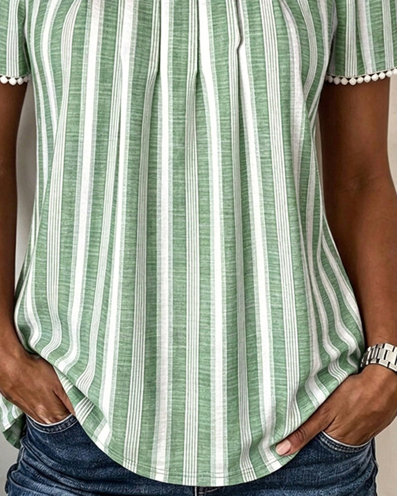Blouse Rayée Col Carré Manches Courtes