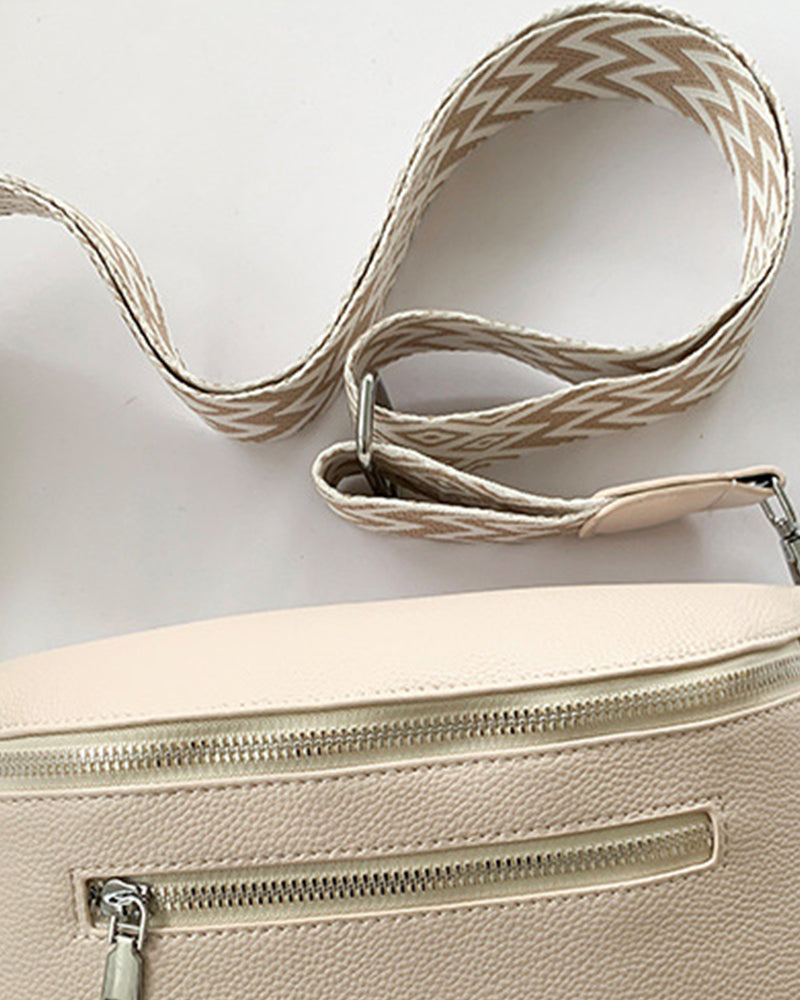 Sac bandoulière zippé avec bretelles contrastées