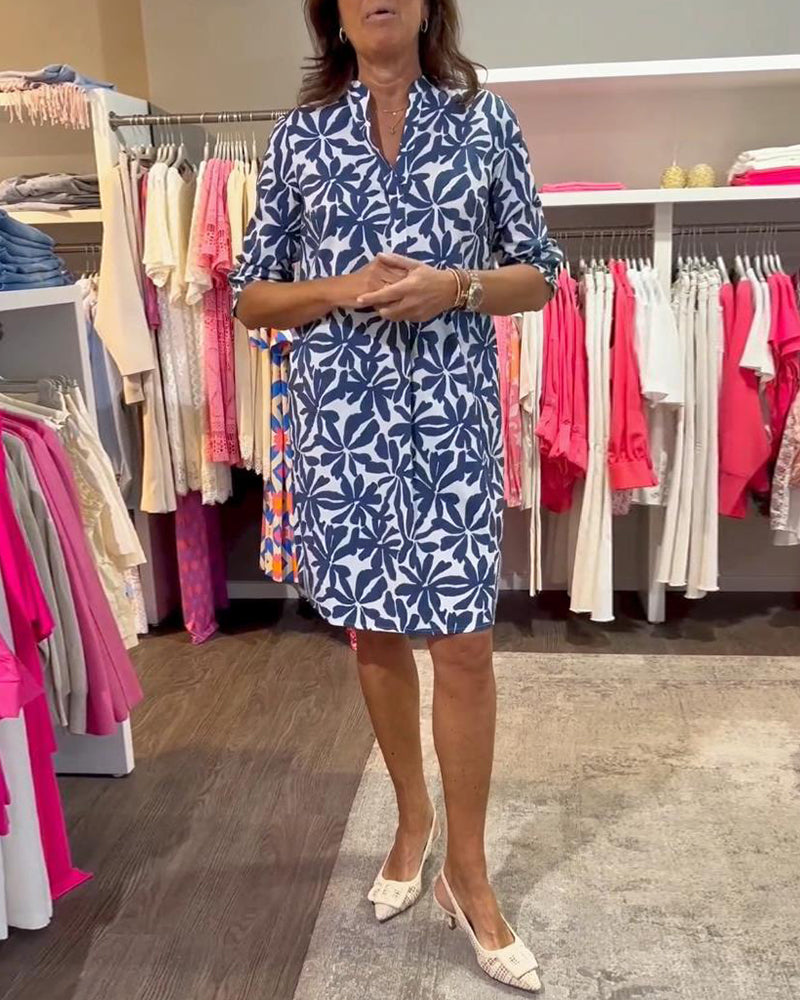 Robe décontractée avec imprimé et au-dessus du genou