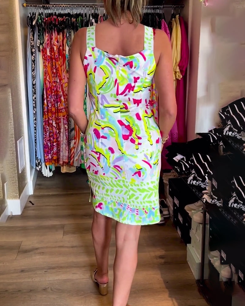 Robes sans manches et de coupe étroite avec des couleurs florales