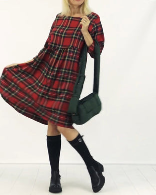 Robe décontractée à carreaux et col rond