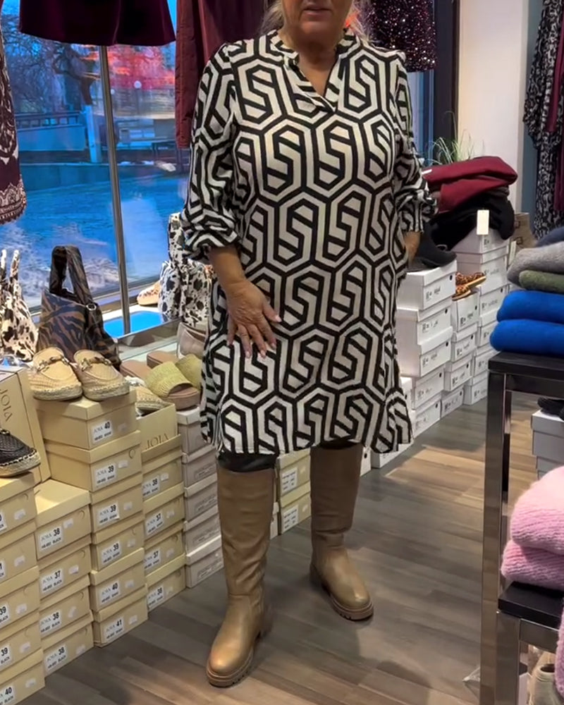 Robe élégante à col en V et motif géométrique