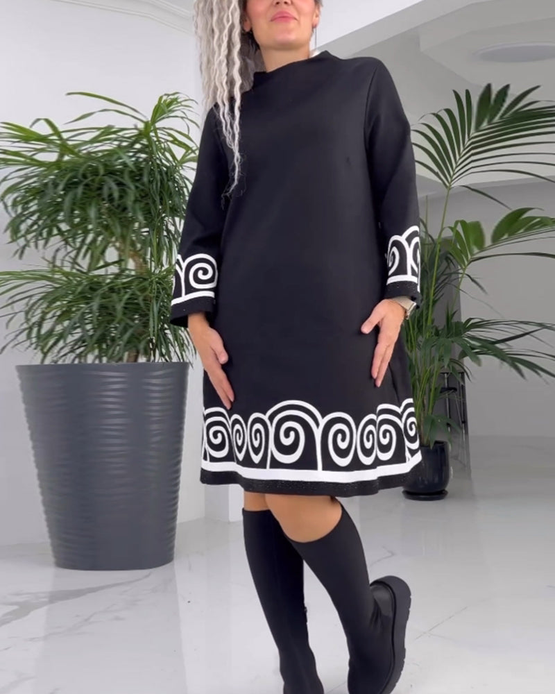 Robe à motif vagues et manches longues