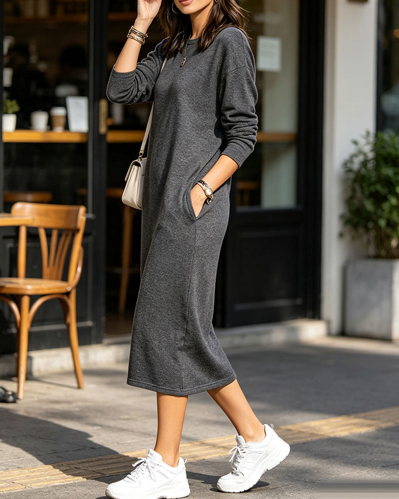 Robe Col Rond Poche Unie