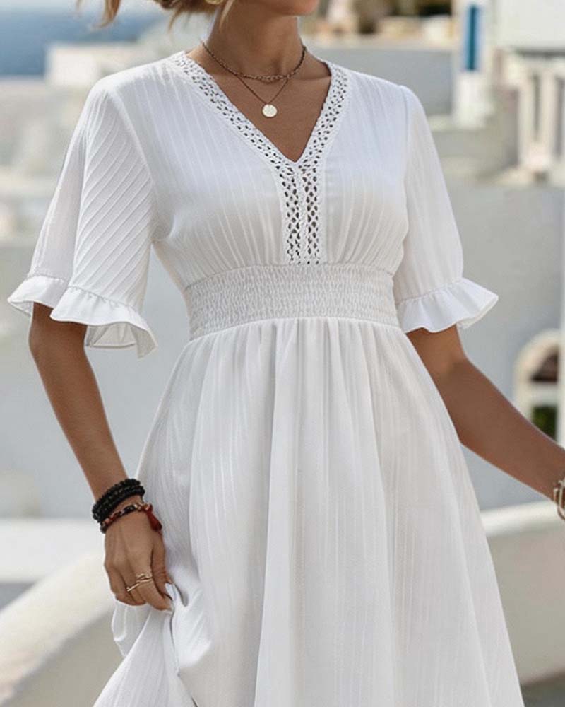 Robe V Encolure Découpé Dentelle Manche Moyenne
