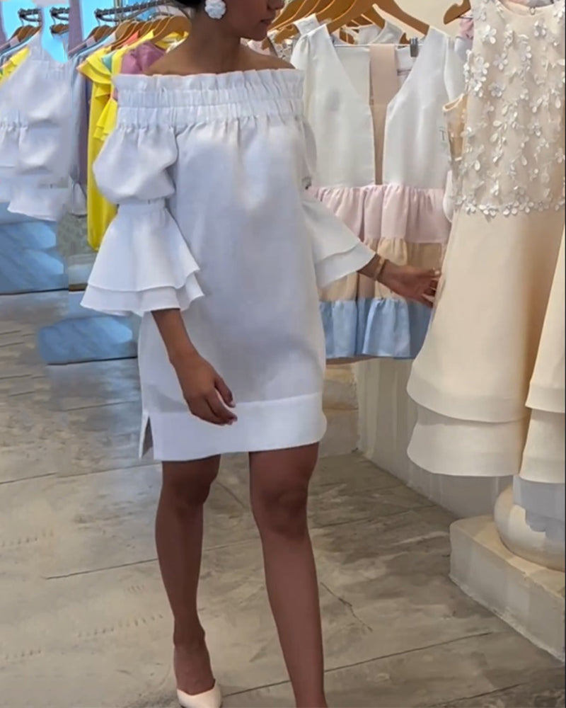 Robe asymétrique à manches évasées