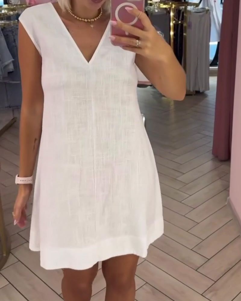 Robe Unie Sans Manches Col V Court