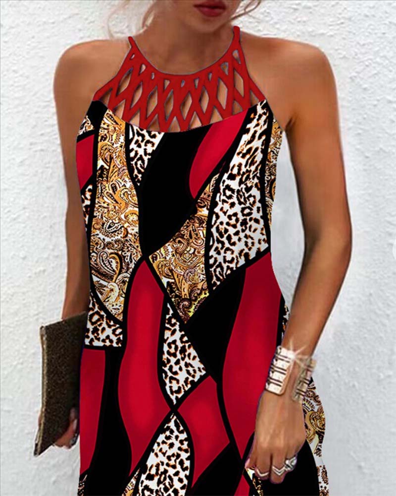 Robe creuse sans manches de couleur contrastée