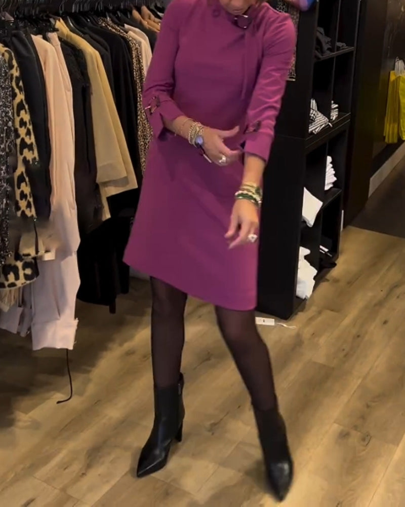 Robe élégante à col rond