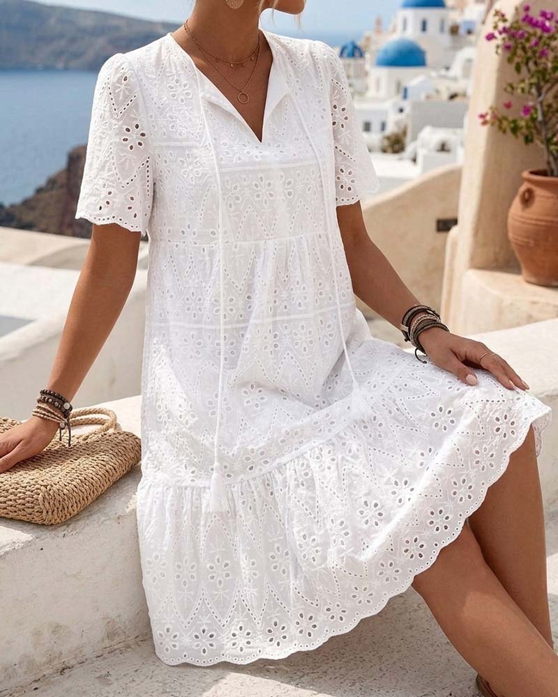Robe Ajourée Manches Courtes