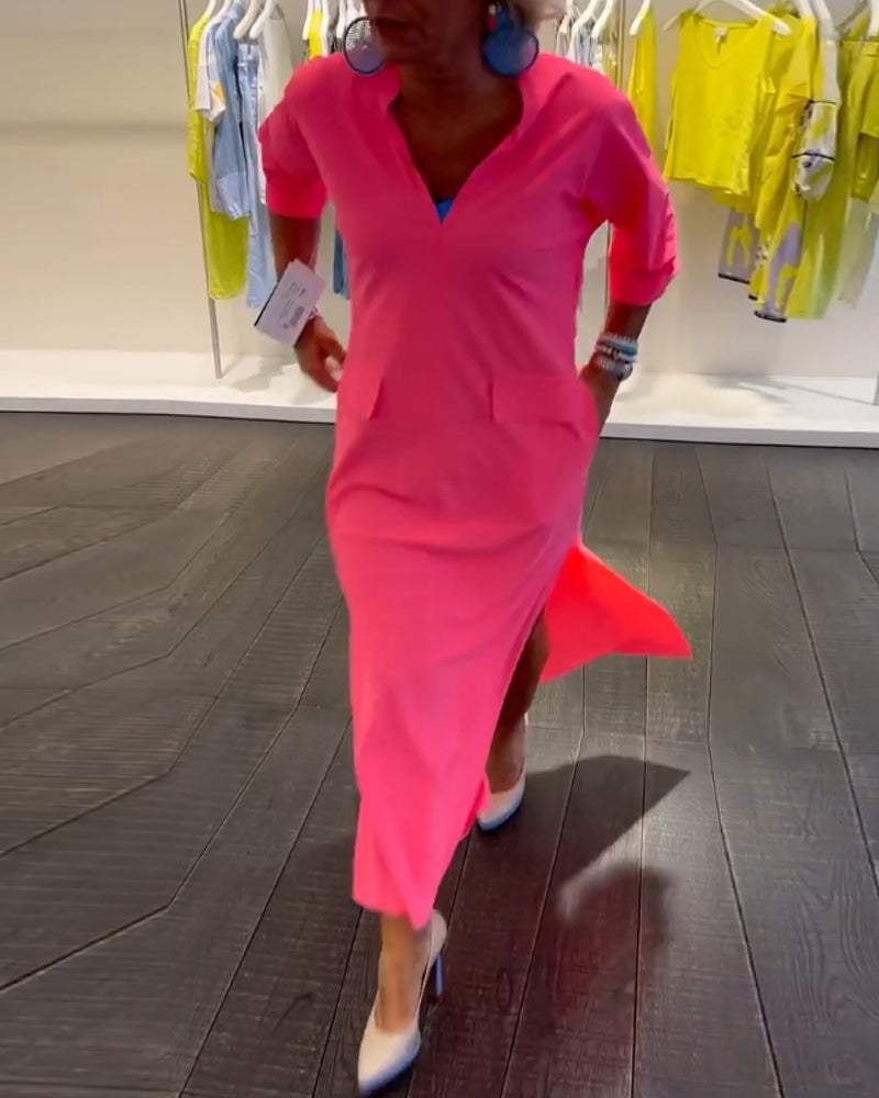 Robe couleur unie fendue à col V