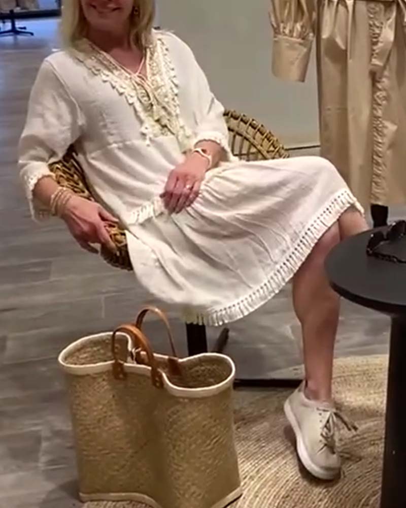 Robe décontractée à franges et col en V en dentelle