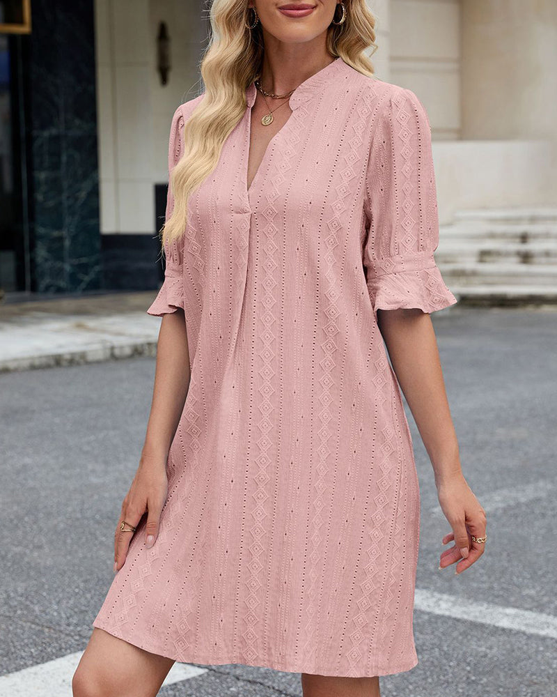 Robe Unie à Col en V