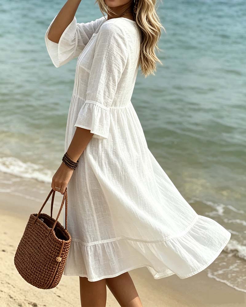 Robe Unie Col V Plissé Volanté