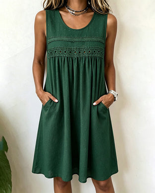 Robe Découpée Dentelle Sans Manches