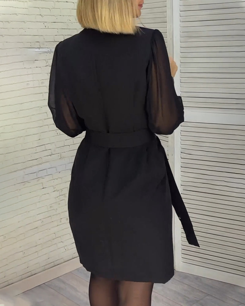 Robe avec empiècements en sequins et manches longues