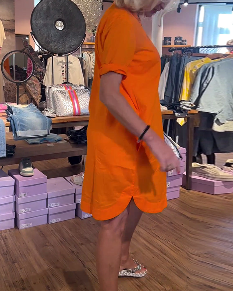 Robe ample décontractée de couleur unie et boutons