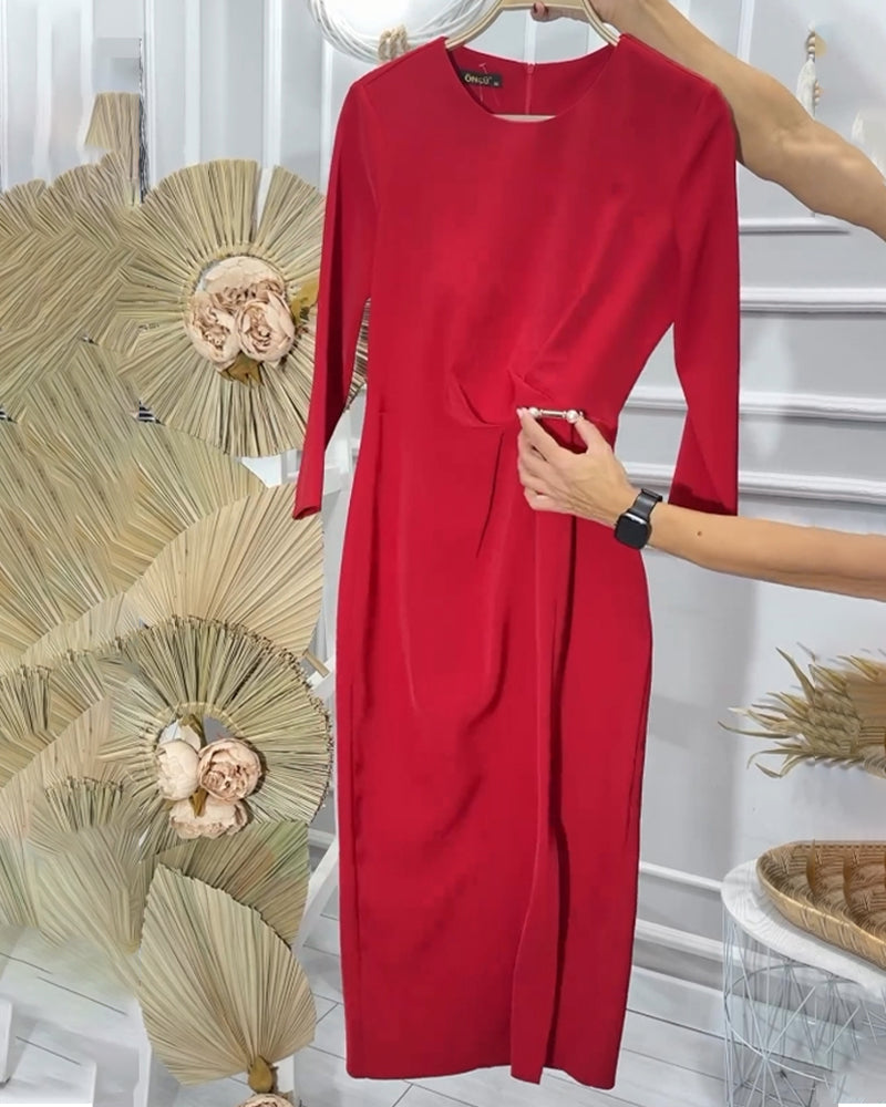 Robe longue romantique de couleur unie à col rond