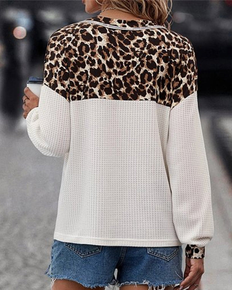 Sweat-shirt décontracté à imprimé léopard avec col en V et boutons