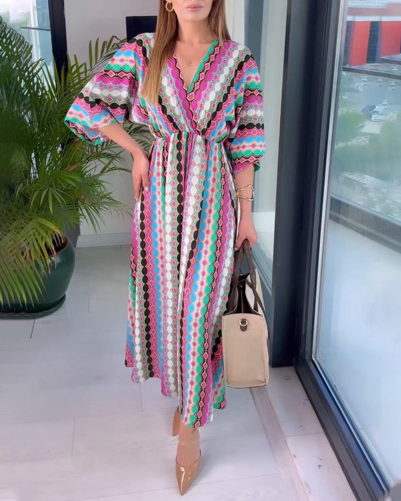 Robe à manches trois-quarts à col en V et imprimé patchwork coloré