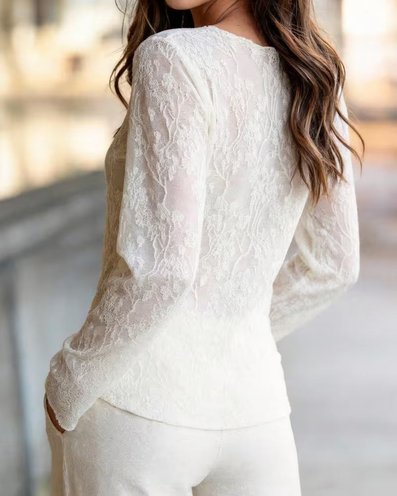 Blouse Col Rond Dentelle Sheer Ajusté