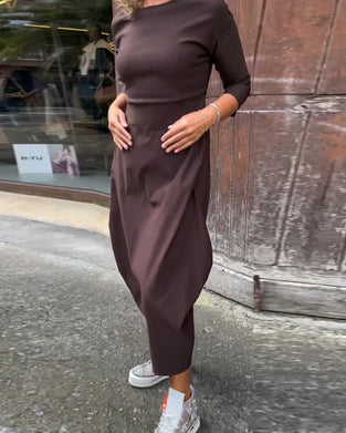 Robe élégante simple à manches longues avec poche de couleur unie