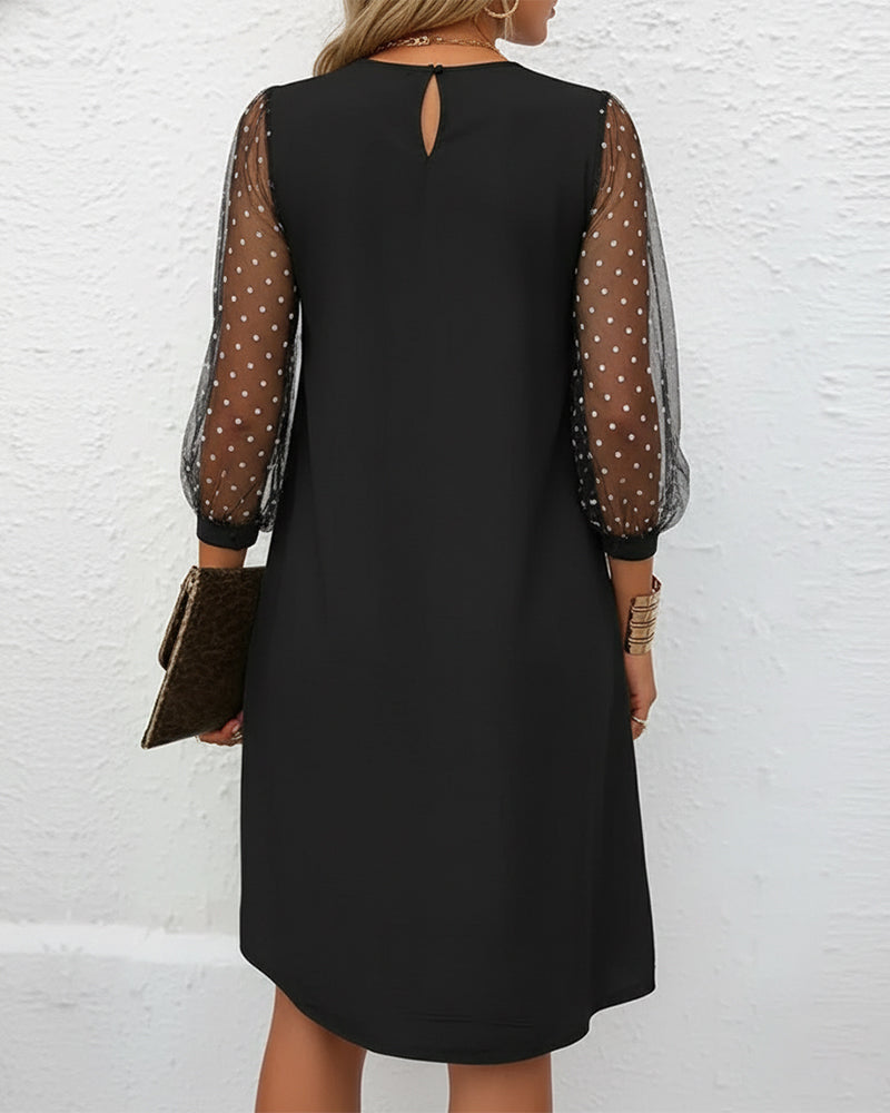 Robe Avec Design à Col V, Tissu En Maillage Et Coupe Amincissante