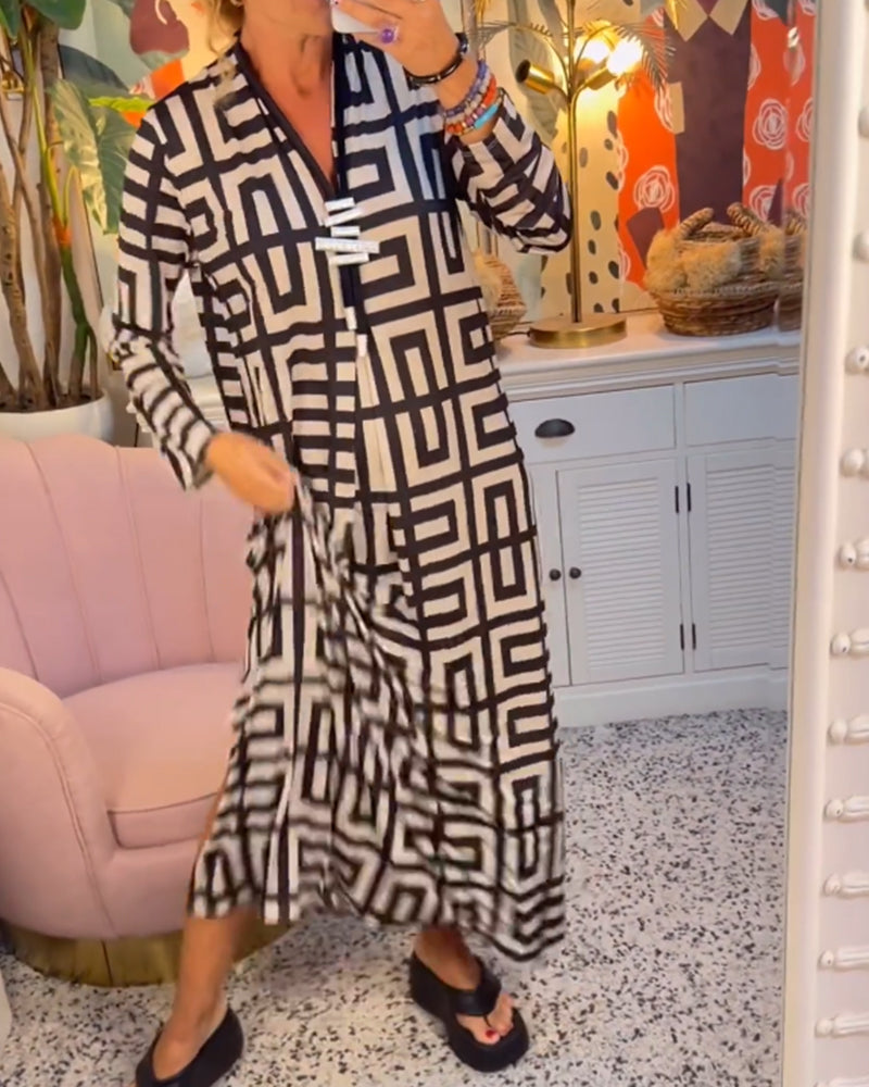 Robe à imprimé géométrique et col en V